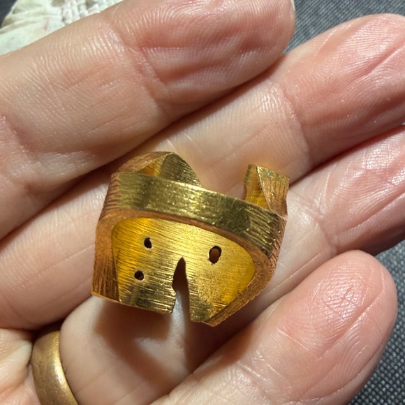 Iconic 1969 Robert Indiana Gold-Tone Love Sculptural Pop Art Ring Size 4.25 (1) - Picture 7 of 8